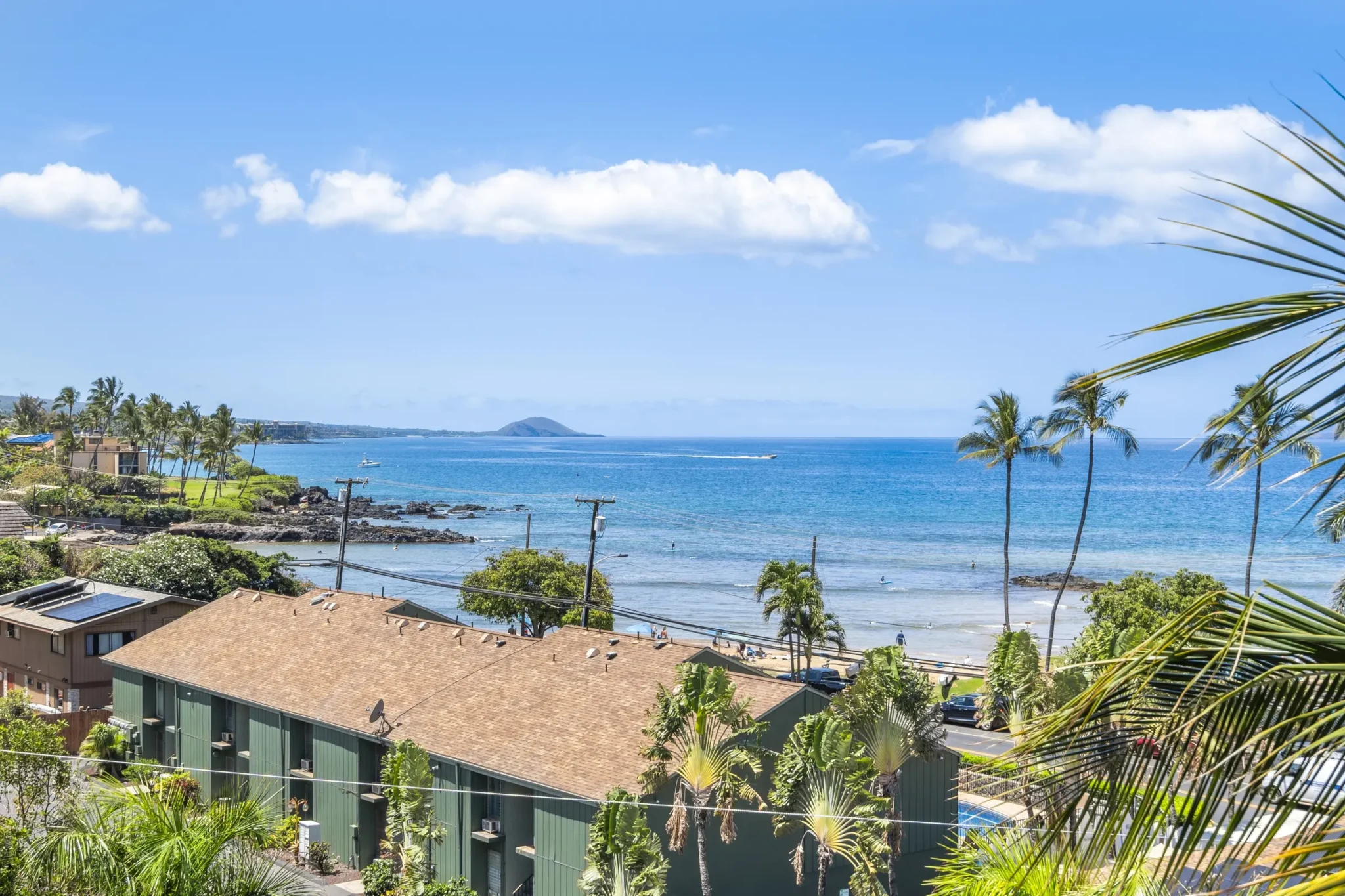 coldwell-banker-island-vacations-hawaii-maui-island-surf-complex-island-surf-614-banner