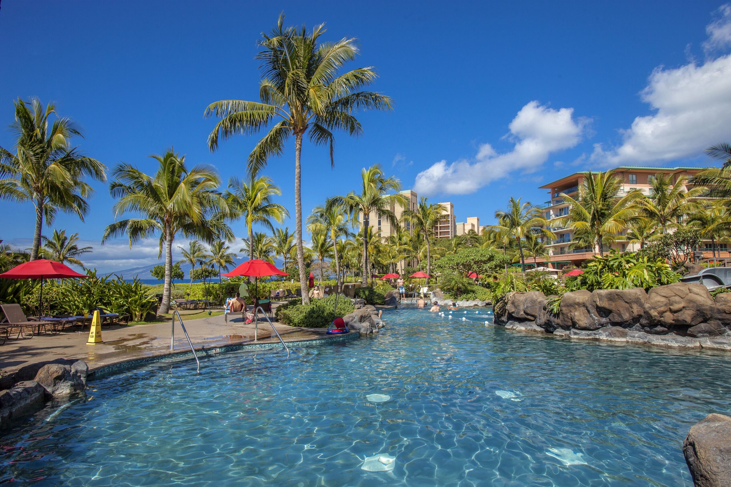 coldwell-banker-island-vacations-hawaii-maui-kaanapali-honua-kai-250-complex-banner-thumbnail